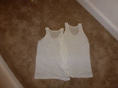 This image has an empty alt attribute; its file name is vest.jpg